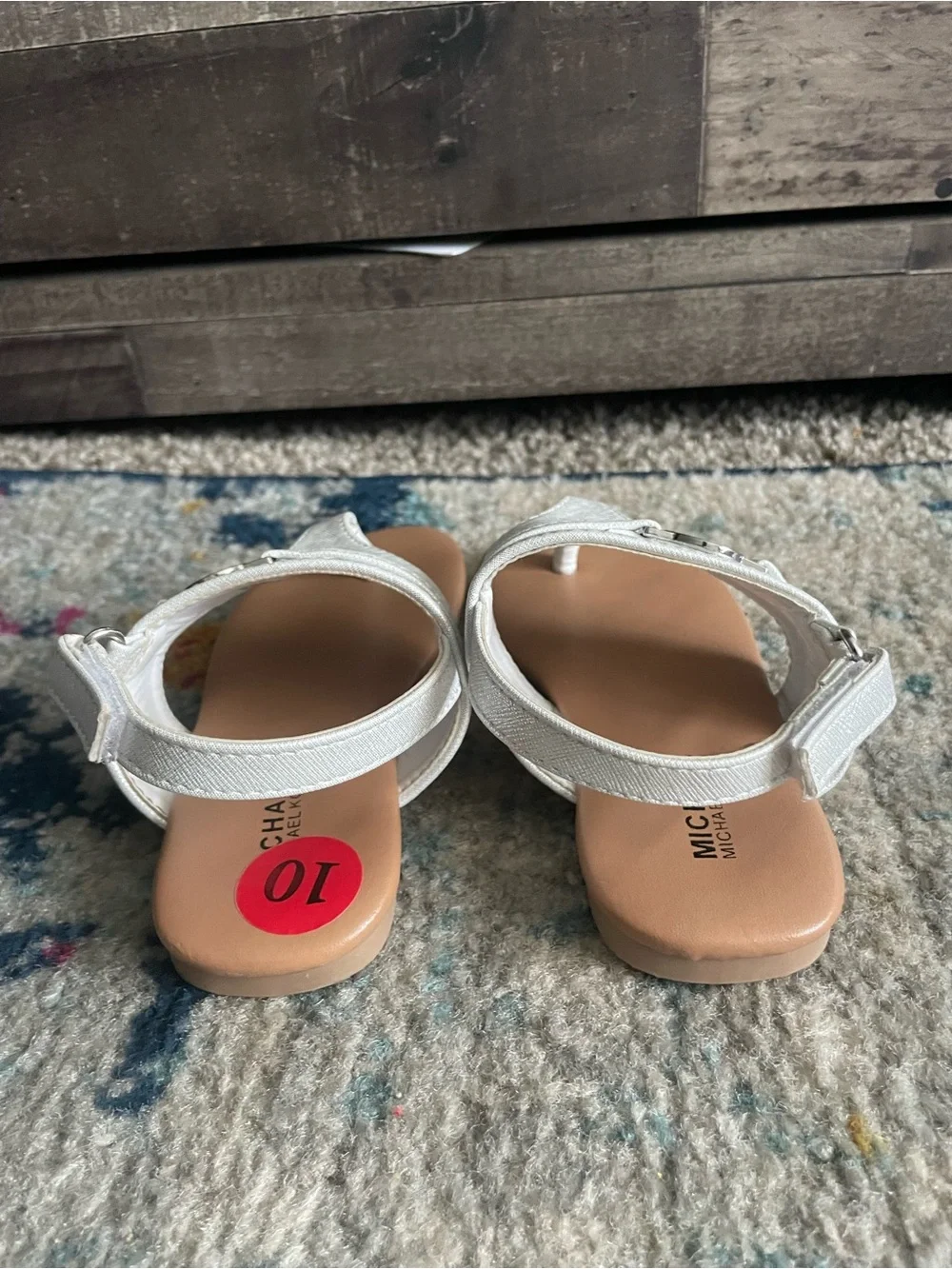 Michael Kors White Kids Girls' Thong Sandals with Gold MK Medallion size 10 new